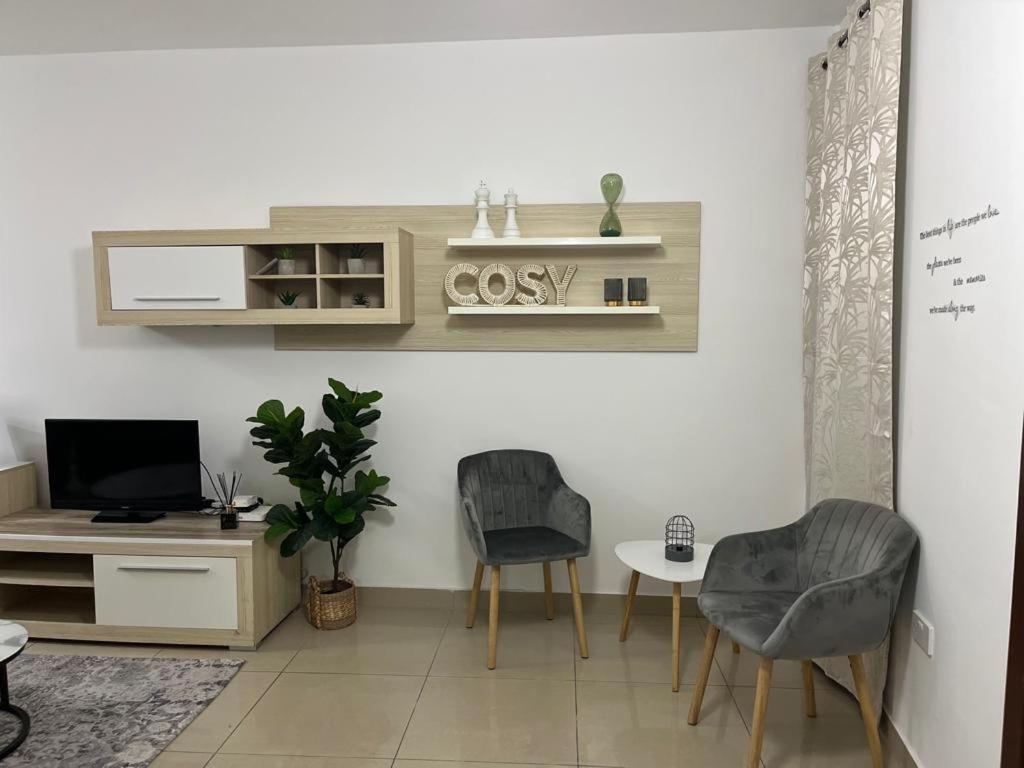 Crimson Court Apartment Is-Swieqi Екстериор снимка
